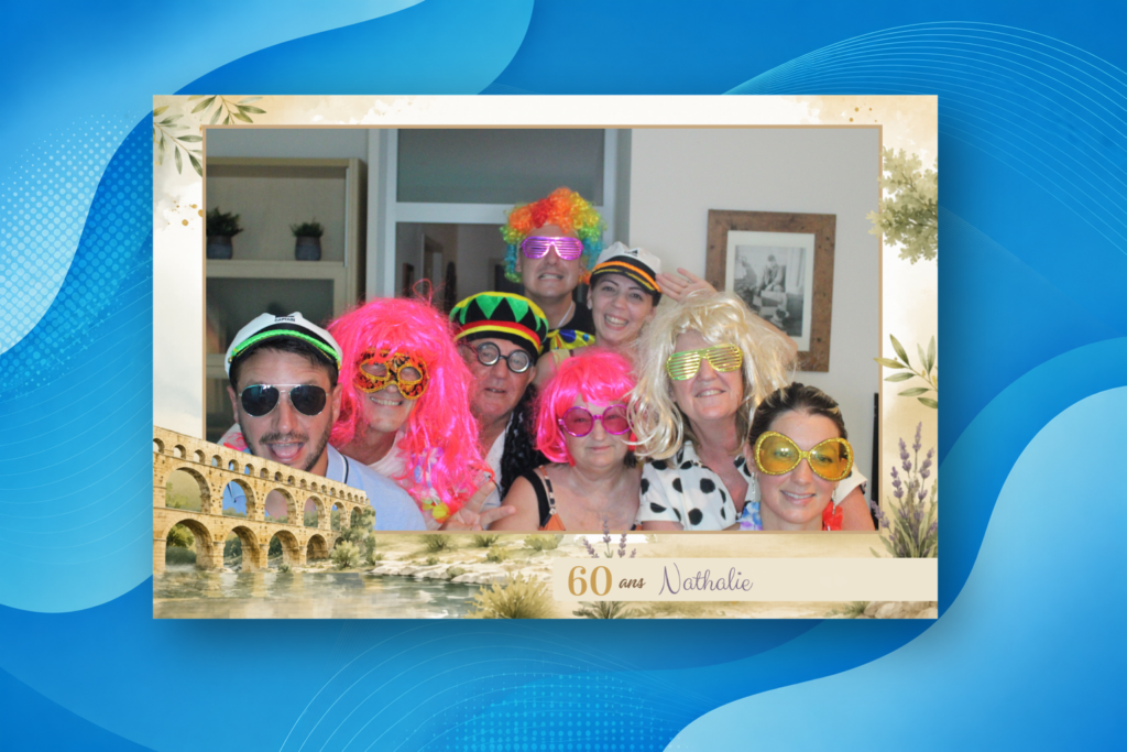 Photobooth anniversaire location borne selfie Gard Ma Selfie Box kit déguisement impressions instantanées