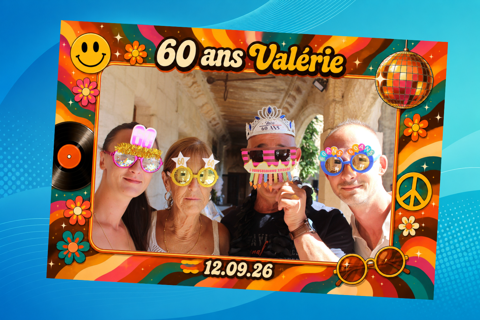 Photobooth anniversaire 60 ans Valérie thème années 70 Château Saint Montan Beaucaire Gard Ma Selfie Box 2026